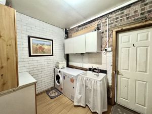 Photo 16- click for photo gallery